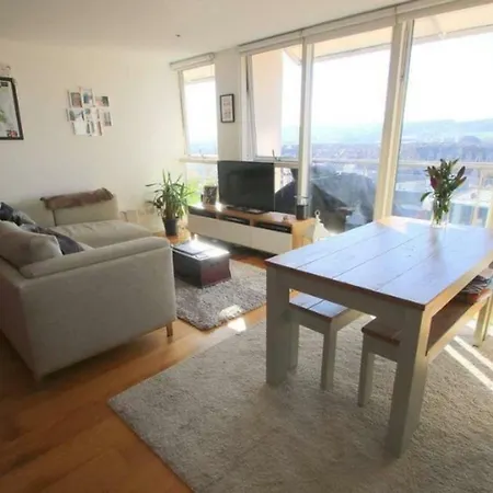 Modern Flat With Views Of Apartment *