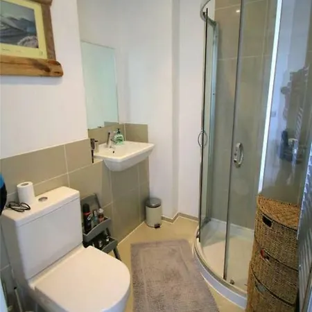 Апартаменти Modern Flat With Views Of *